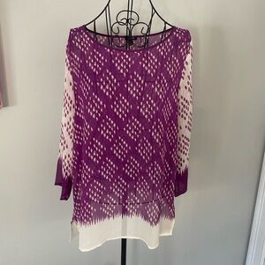 Ann Taylor Women’s Sheer Blouse Size Medium💕